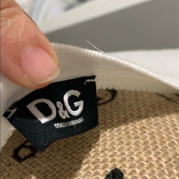 Dolce & Gabbana T-shirt - Picture 3 of 8